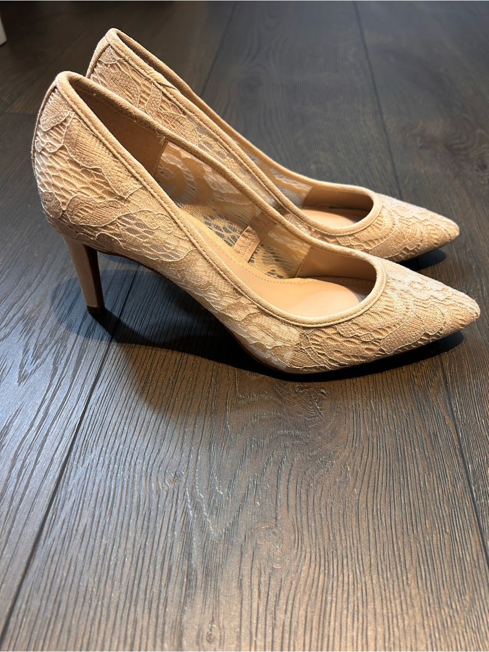 Kelly & Katie Beige/Tan Lace Pointed Toe High Heels - Picture 3 of 6